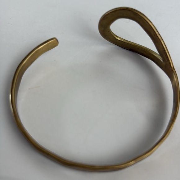 Hammered metal gold tone cuff bracelet brass? bracelet half circle bracelet - Picture 10 of 16